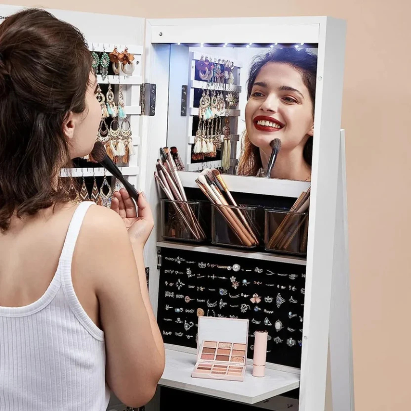 Miroir pivotant à 360° avec porte-bijoux et éclairage LED intégré