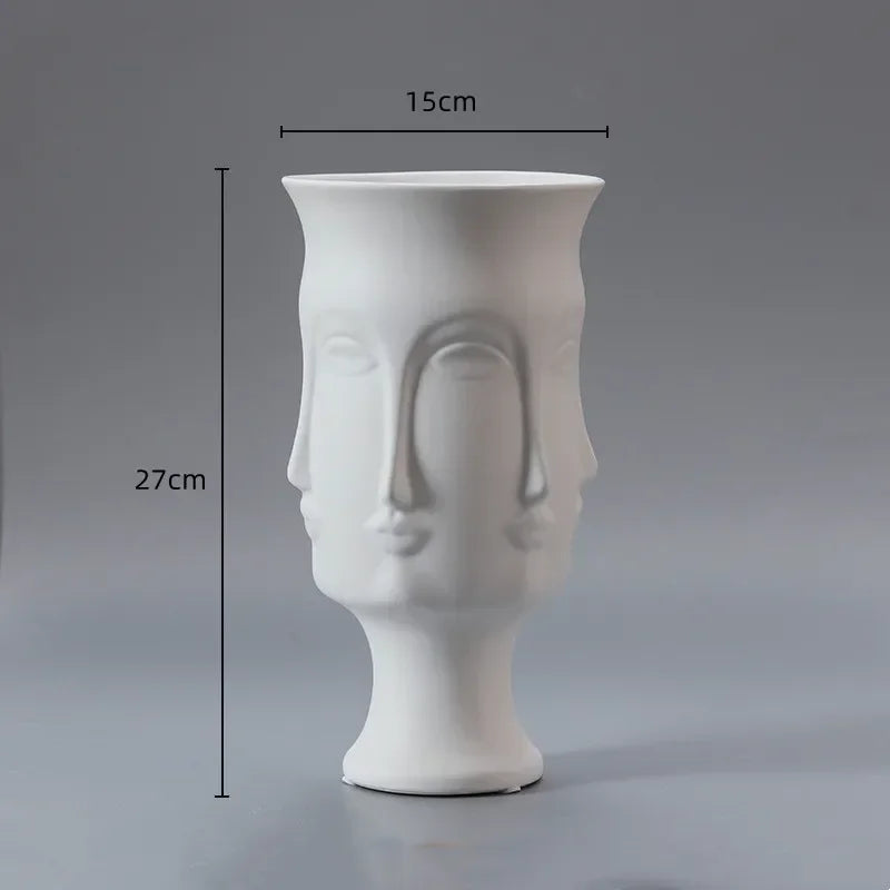 Vase artistique créatif en céramique représentant un visage humain, décoration artisanale émaillée blanche, vase pour composition florale, décoration de salon et de maison.