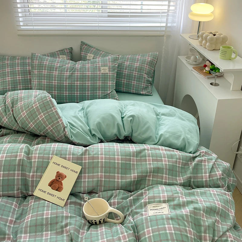 Parure de lit à carreaux, douce et agréable pour la peau, comprenant housse de couette, taies d’oreiller et drap de lit, linge de lit pour maison, disponible en tailles simple, double, Queen et King.