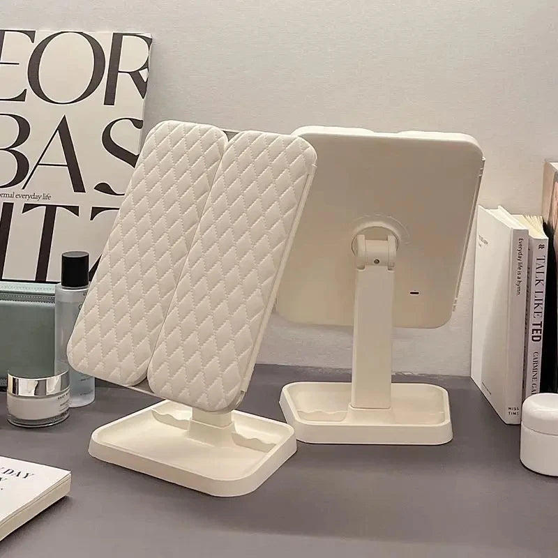 Miroir de maquillage LED de bureau avec éclairage, style INS, miroir pliable à trois volets, miroir de coiffeuse de bureau pour dortoir, beauté et chambre à coucher.