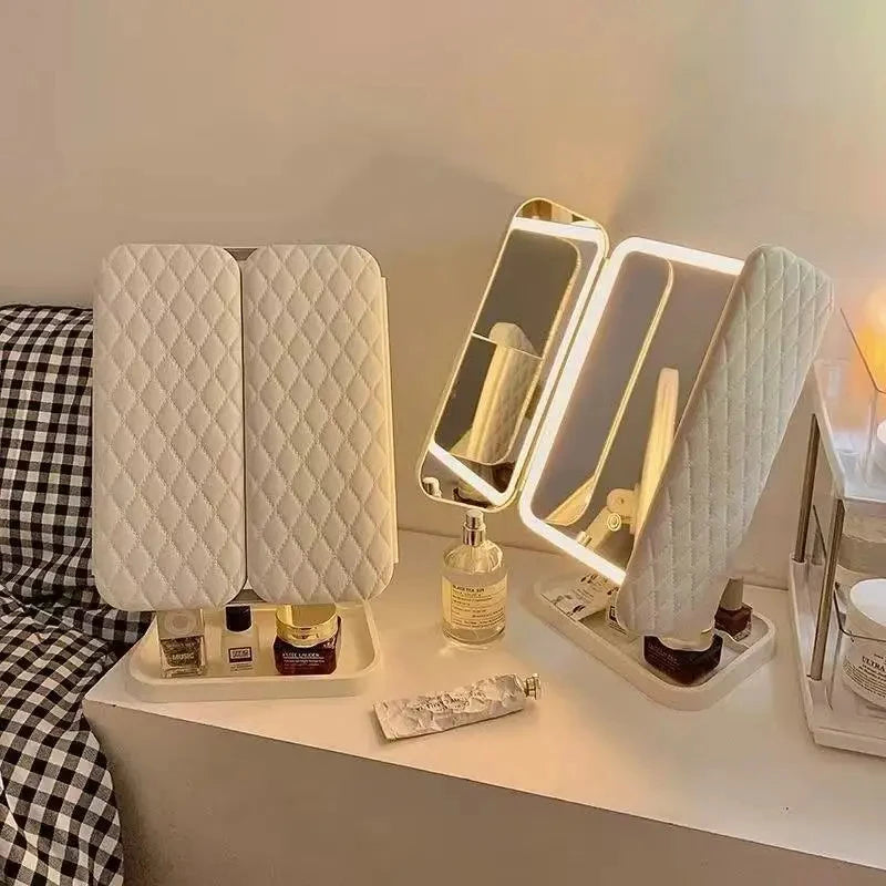 Miroir de maquillage LED de bureau avec éclairage, style INS, miroir pliable à trois volets, miroir de coiffeuse de bureau pour dortoir, beauté et chambre à coucher.