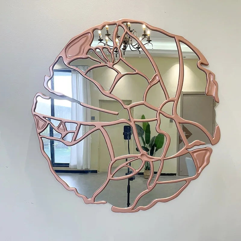 Miroir mural décoratif européen haut de gamme, design irrégulier luxueux, miroir mural pour restaurant, salon et décoration intérieure moderne.