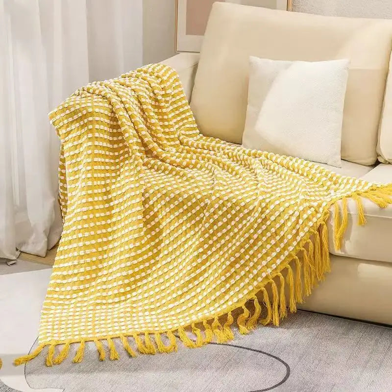 Plaid vintage blanc en chenille tricotée, doux et luxueux, avec pompons, couvre-lit et jeté de canapé style ferme, couverture de voyage et de sieste, décoration intérieure.