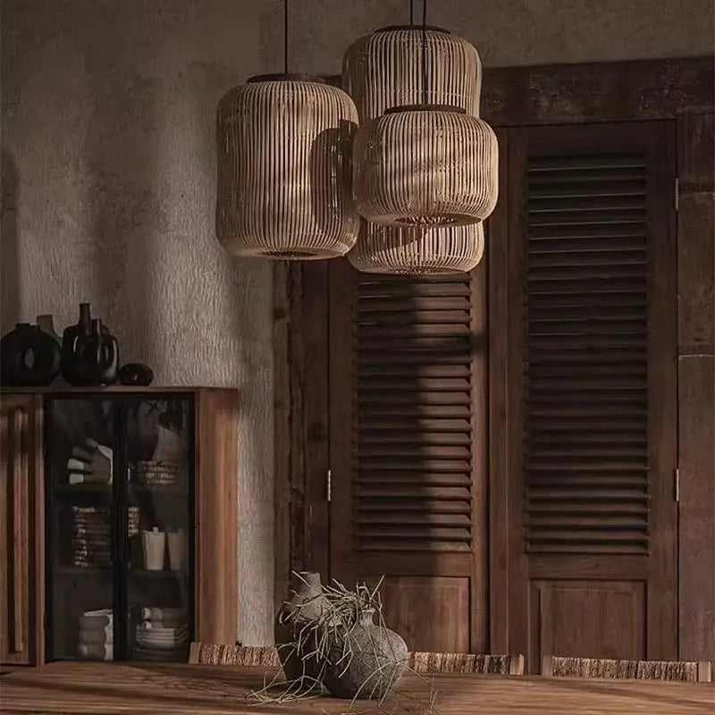 Suspension japonaise Wabi-Sabi en rotin tressé, style lanterne, pour chambre, maison d’hôtes ou salon de thé, luminaire décoratif pour plafond.