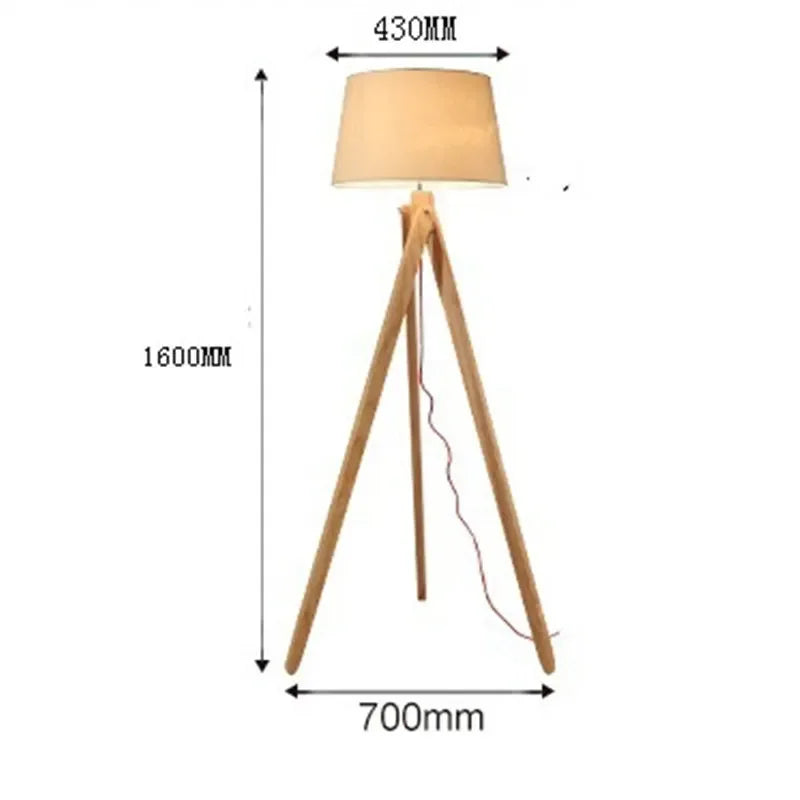 Lampadaire trépied de style nordique américain rétro et industriel, en bois, pour studio, chambre ou chevet, avec éclairage vertical.