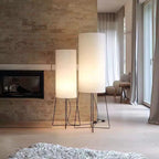 Lampadaire colonne design à LED, style Wabi-Sabi, avec abat-jour en tissu, pour salon, chambre ou bureau, lampe d’ambiance créative pour coin décoratif.
