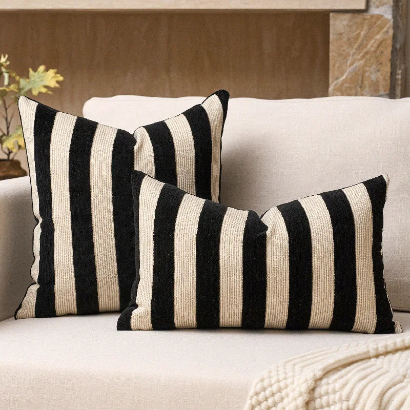 Housses de coussin douces en chenille à rayures, taies d’oreiller décoratives modernes pour canapé, luxueuses et confortables, pour la décoration intérieure, disponibles en plusieurs couleurs.